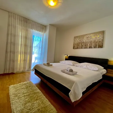 By The Sea Zaklopatica, - 8342 Apartment Lastovo