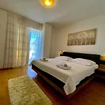By The Sea Zaklopatica, - 8342 Apartment Lastovo
