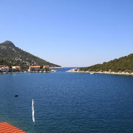 Apartamento By The Sea Zaklopatica, - 8342