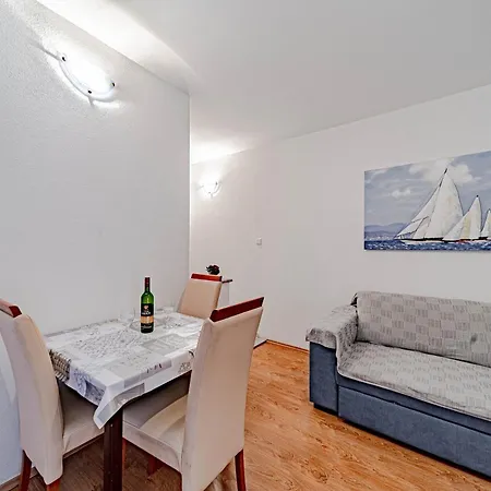 Διαμέρισμα By The Sea Zaklopatica, - 8342 Λάστοβο